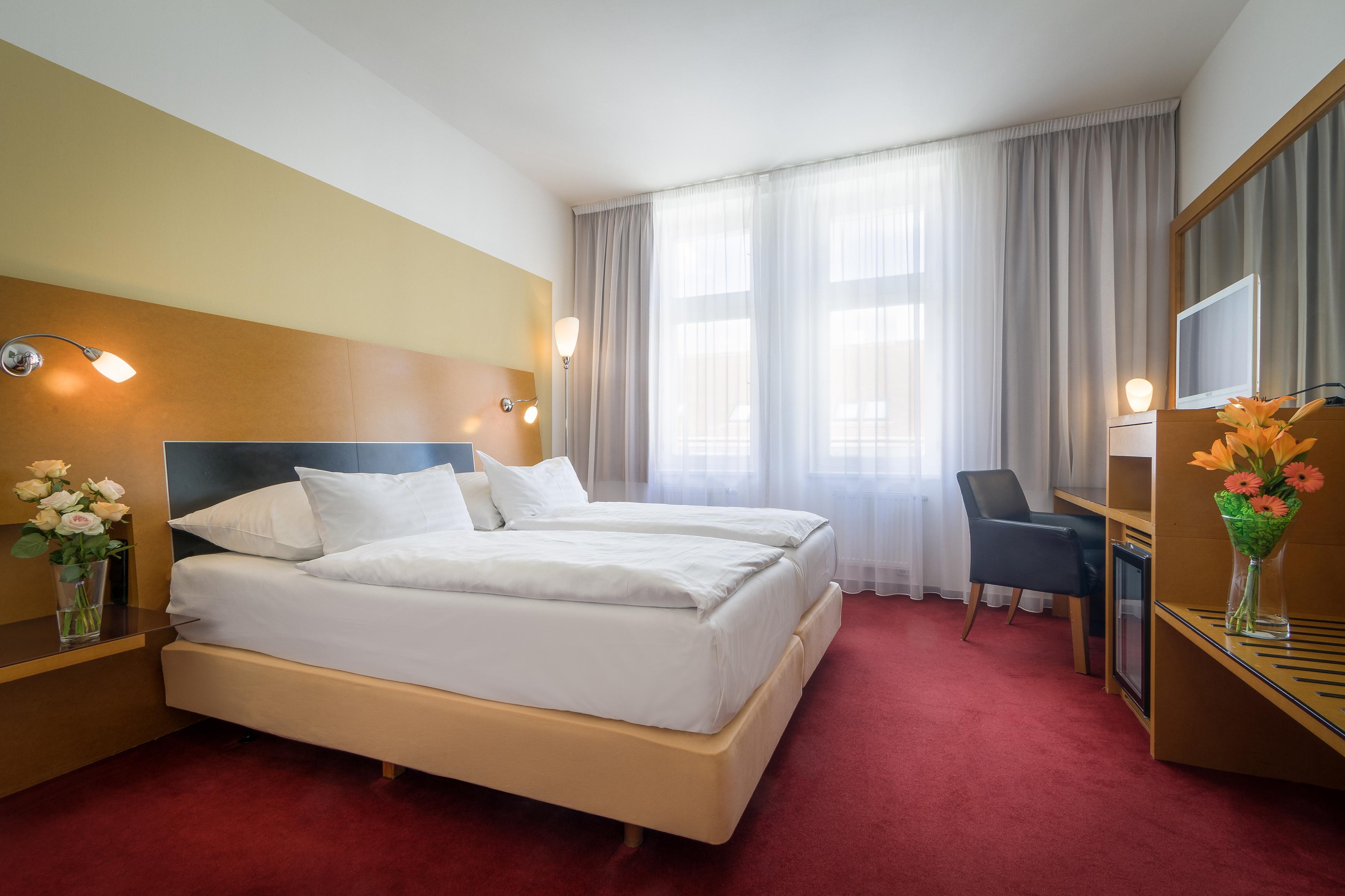 Theatrino Отель 4*